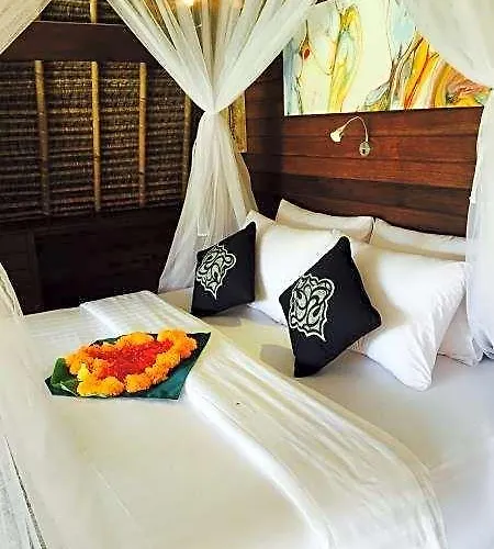 ホリデーパーク Harta Lembongan 3*